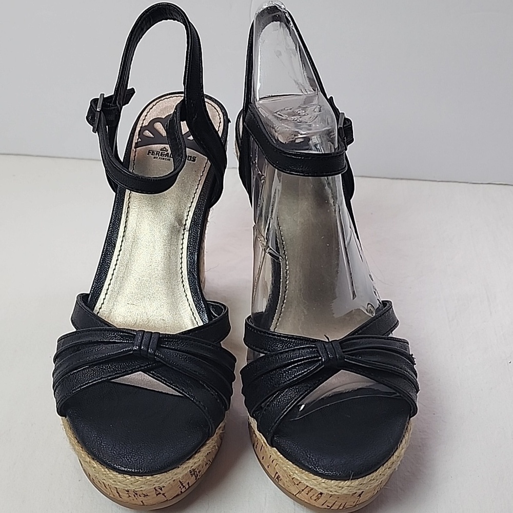 NWT Fergalicious By Fergie Black Wedge Sandals Size 6 4.5" Heel - Picture 2 of 11